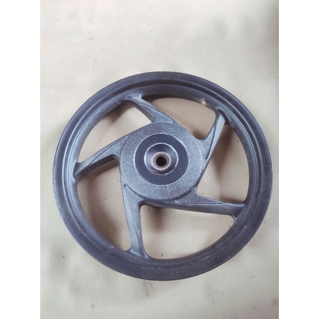velg veleg peleg pelek racing belakang honda vario 125 old lama beat vario 110 spacy ori