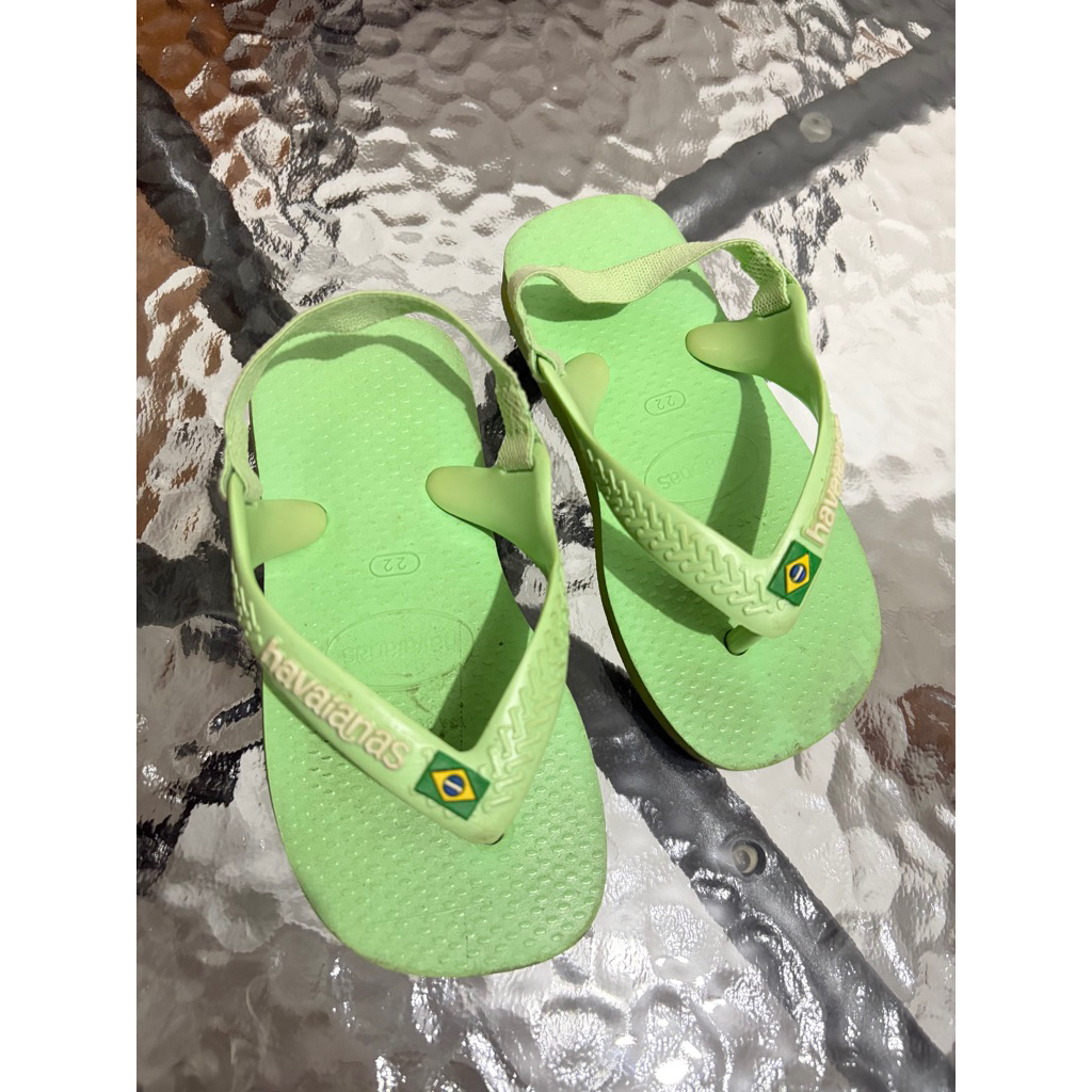 HAVAIANAS BABY size 22 preloved