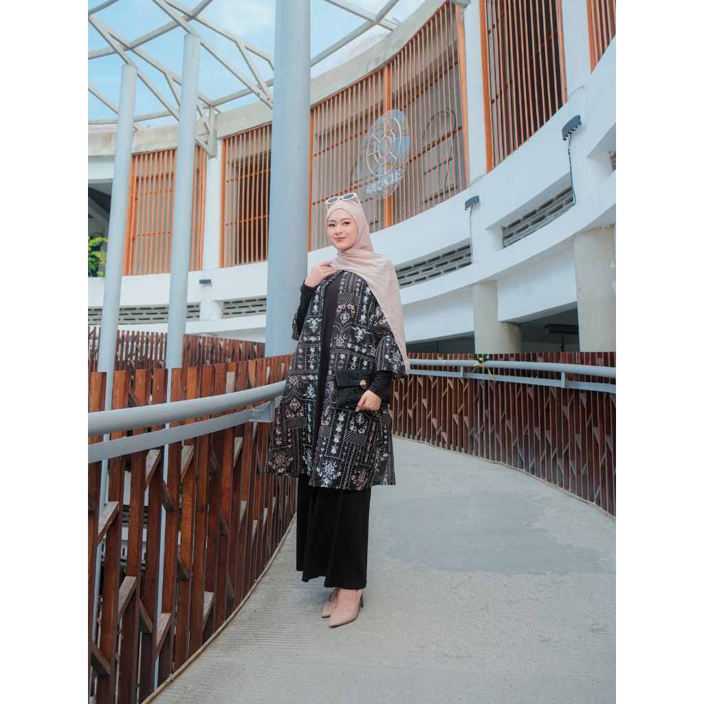 OUTER BORDIR ORGANZA & DRESS INNER