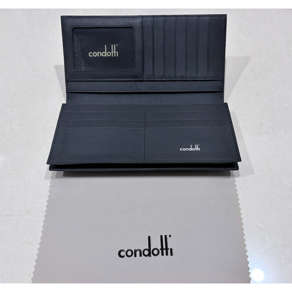 Condotti Travel Wallet Original dengan nomor item C-60347.