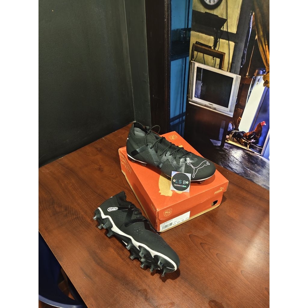 sepatu bola puma future match fg