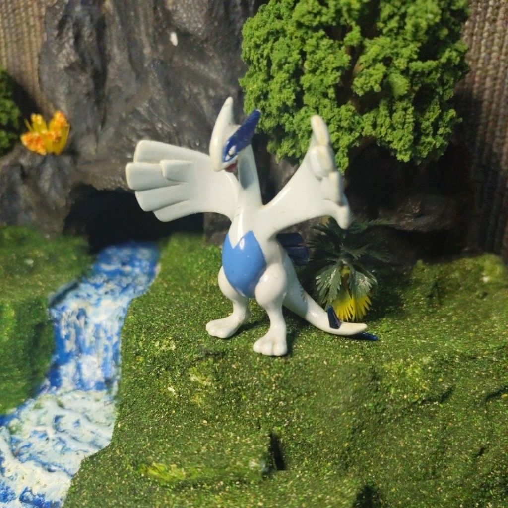 pokemon figure - lugia - tomy