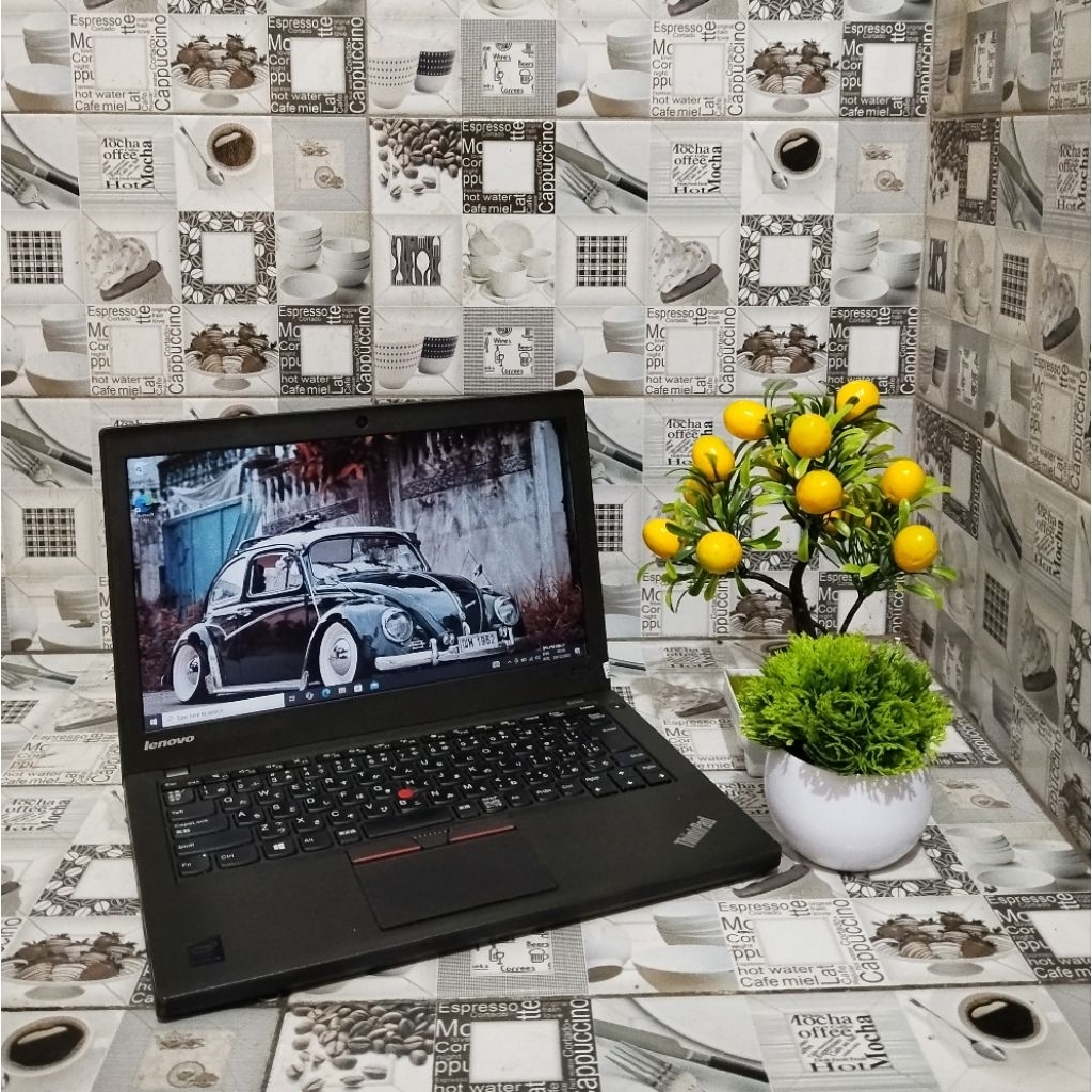 LENOVO THINKPAD X250 I5-5200U / 8GB RAM / 256GB SSD / HD / MULUS