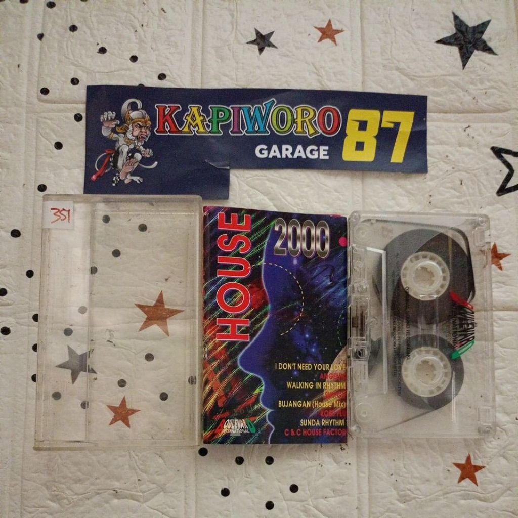 KASET PITA,,,HOUSE 2000