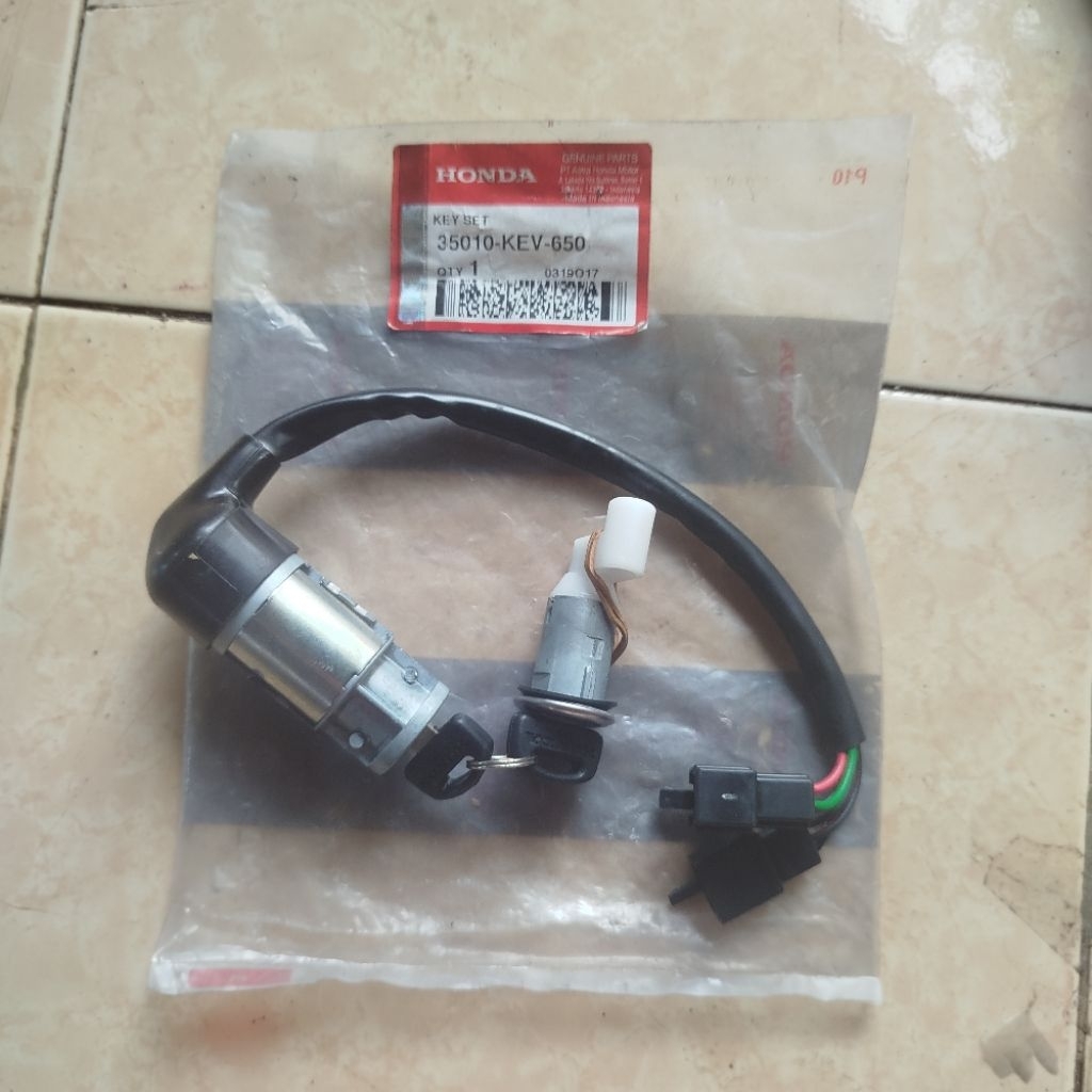 Kunci Kontak Set Assy Honda Supra X Lama Original AHM 35010-KEV-650