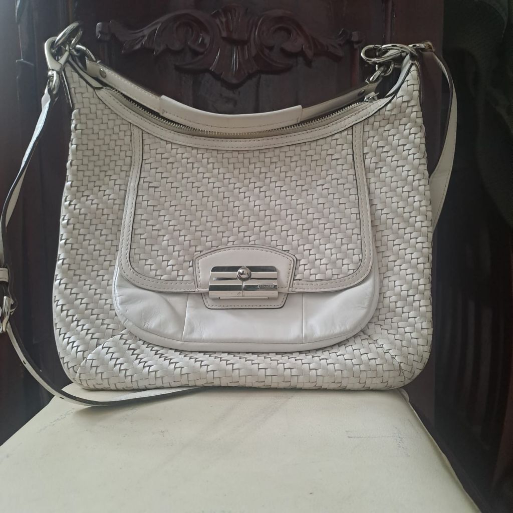Tas Sling Coach Vintage Woven Leather Shoulder bag (Special price)