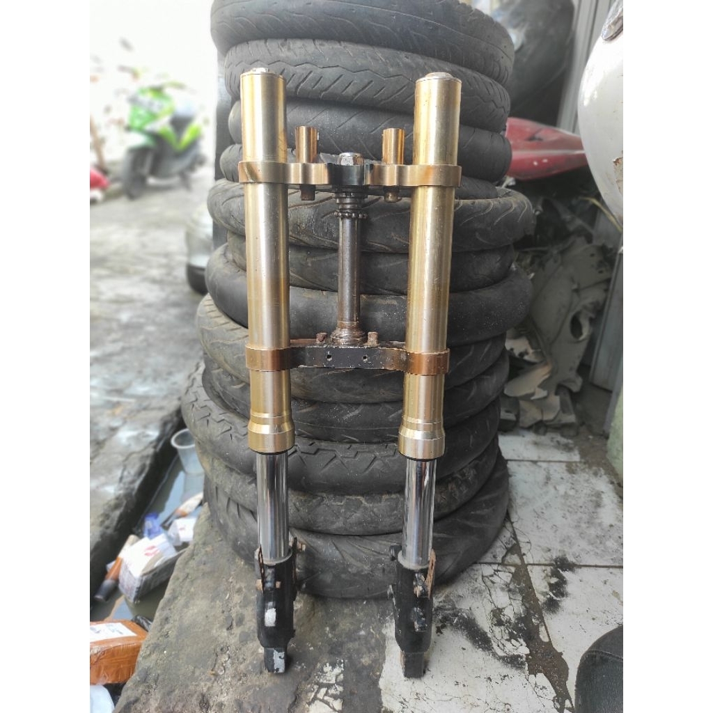 Shock USD Upsedown Yamaha Byson / Vixion / Pnp R15 Copotan Original