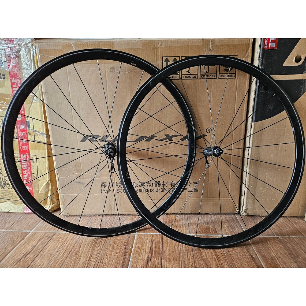 jual wheelset Rujixu V30SL second 700c
