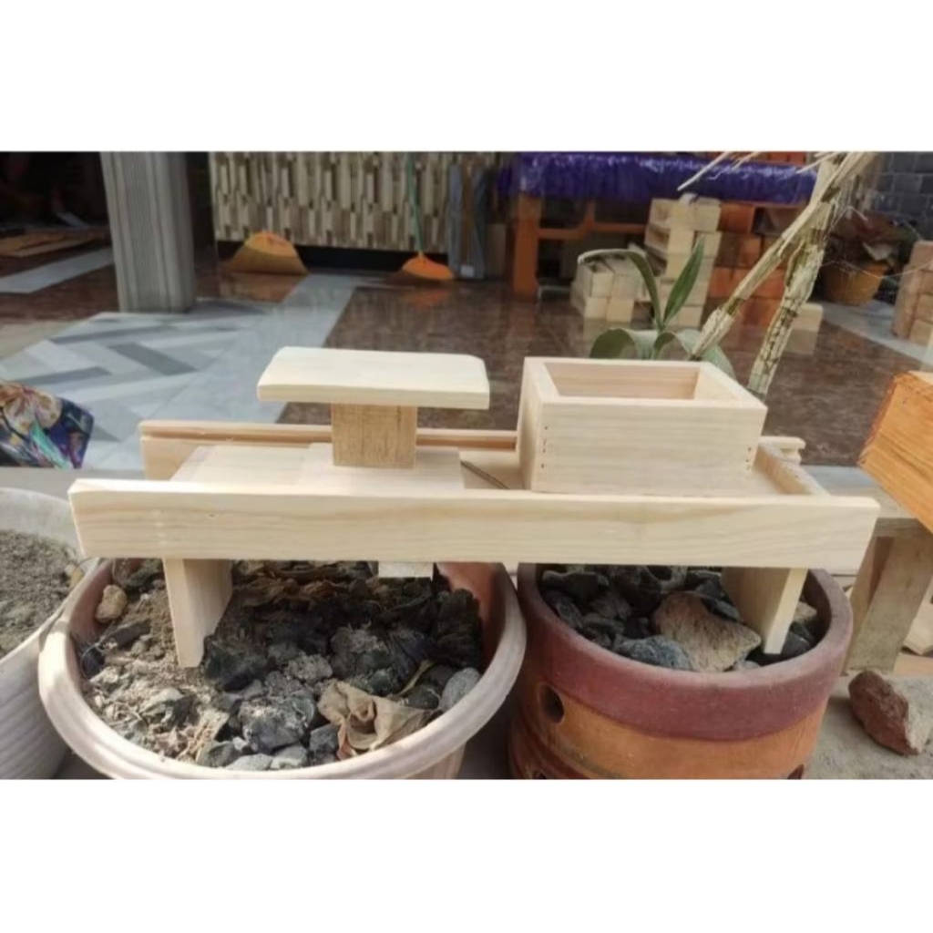 Alat Pengiris Bawang / Pemotong / Penggiling Kayu Jati Besar Terjamin