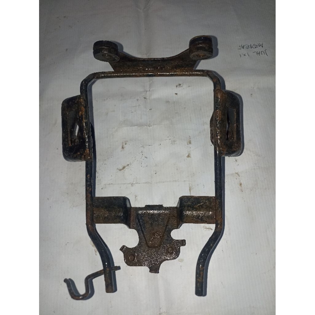 braket lampu depan gl pro gl max