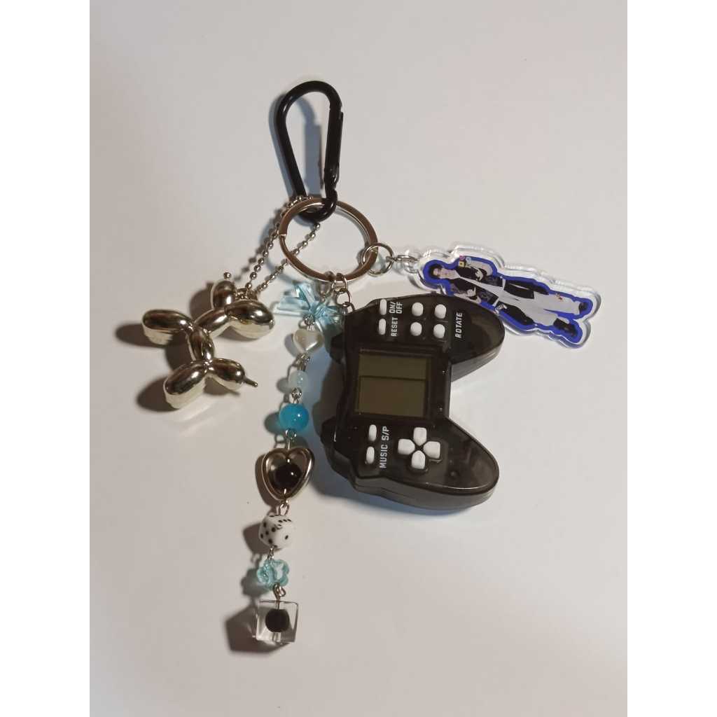 Keychain KPOP Gamer Boy Series all Fandom / gantungan kunci ENHYPEN NCT TXT BTS SEVENTEEN MINGYU TAE