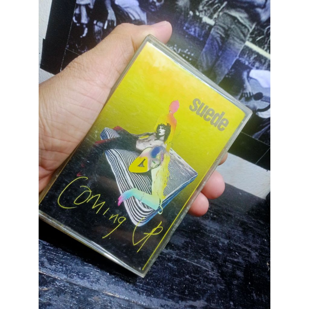KASET SUEDE - COMING UP