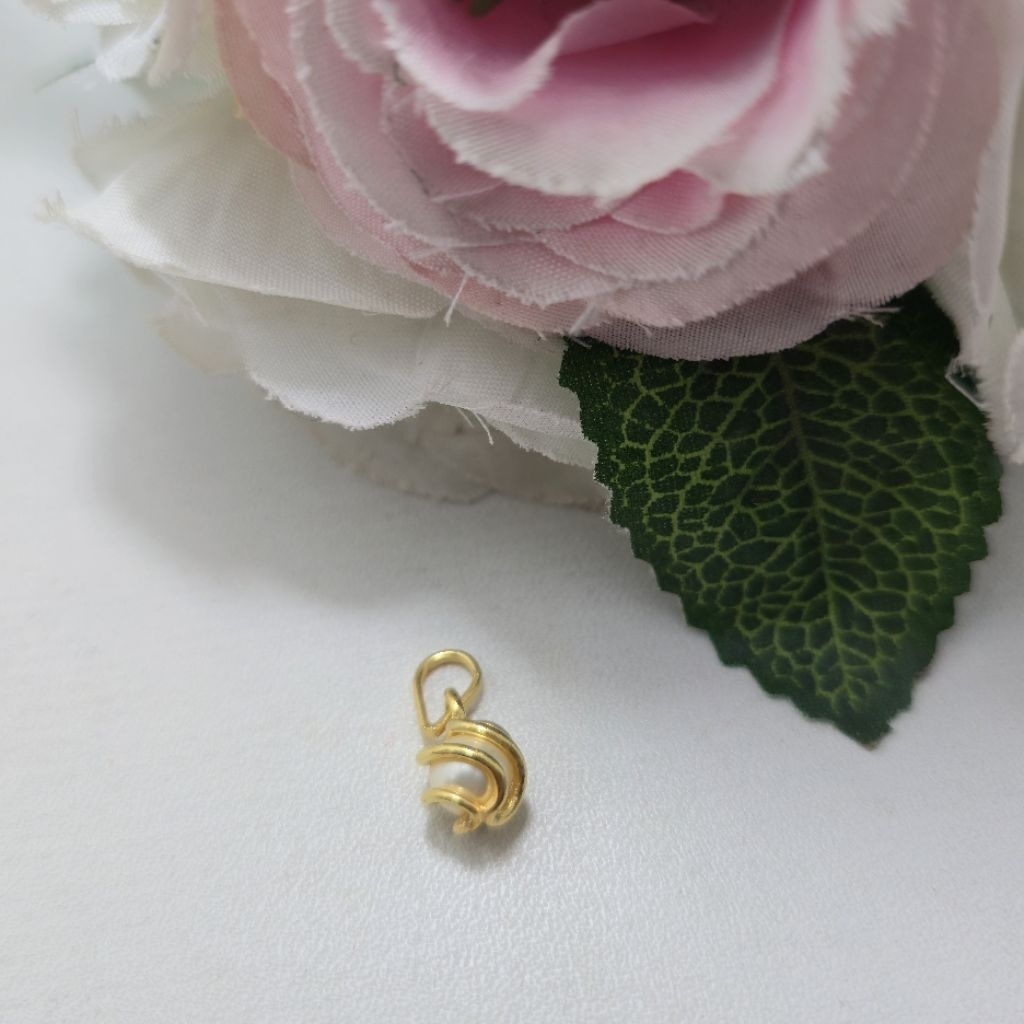 Liontin Mutiara Segram Emas Muda