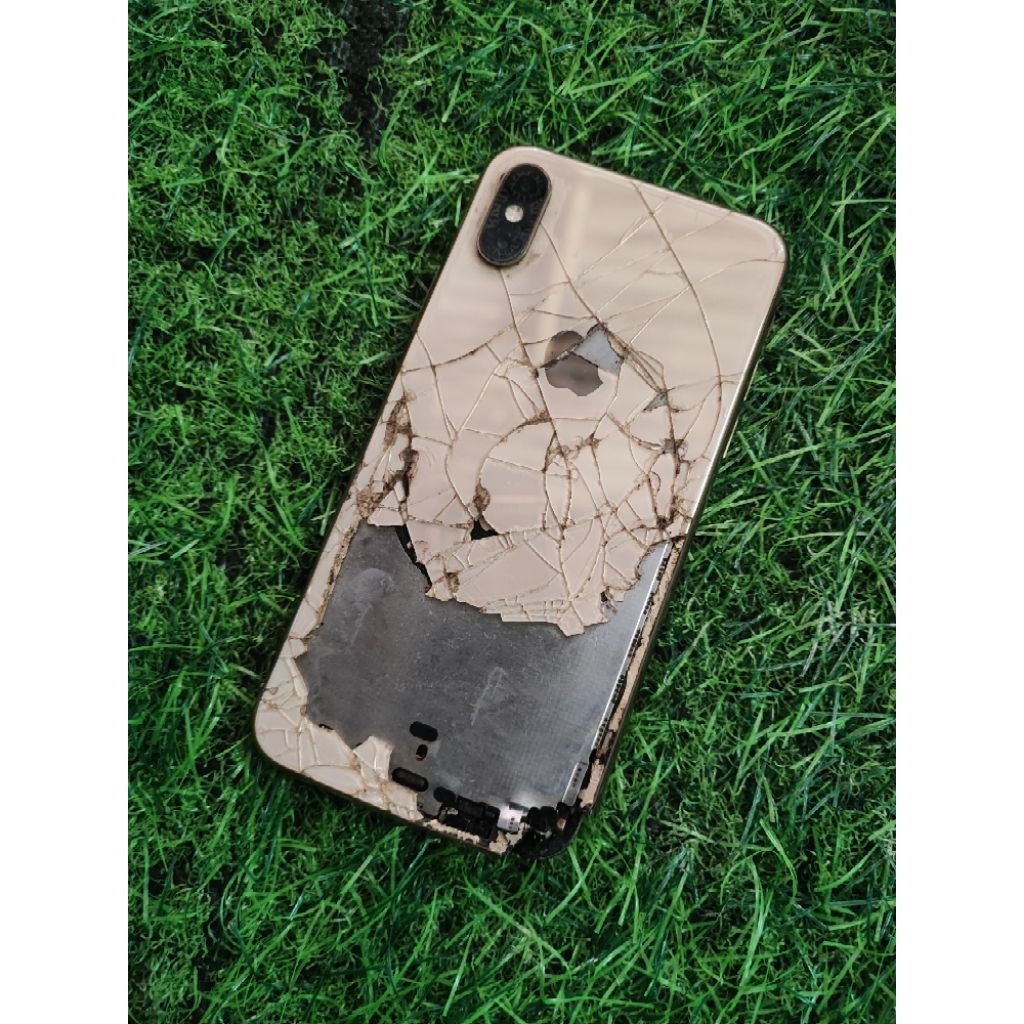 Handphone iPhone XS Second Kondisi Apa Adanya