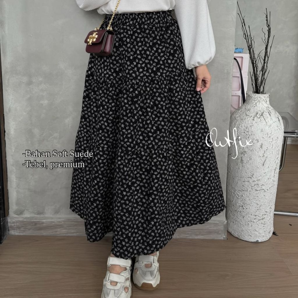 LAST STOK‼️ZELE SKIRT FLOWER || PILENA DENIM SKIRT || FAVOLIO SKIRT WIDE || YAMPELA SKIRT by. outfix