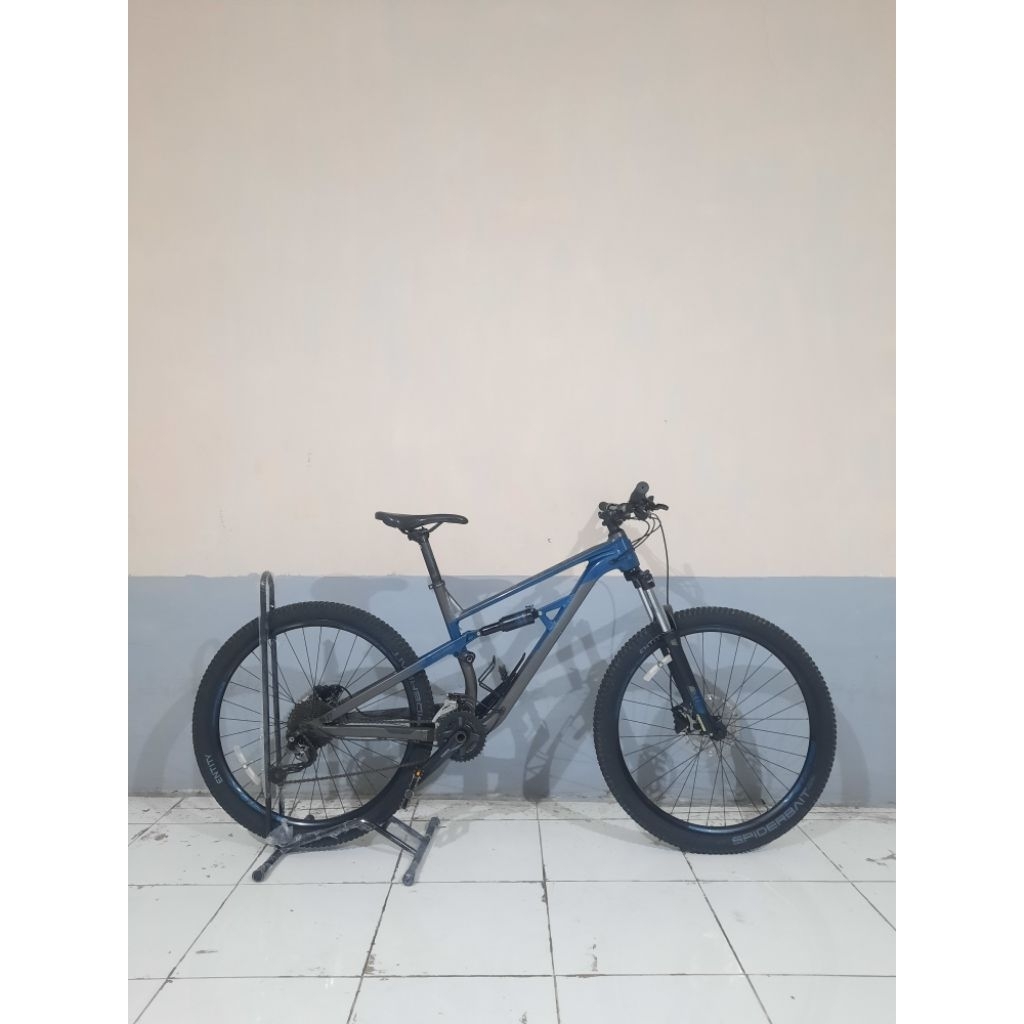 POLYGON SISKIU D5 LE TAHUN 2021