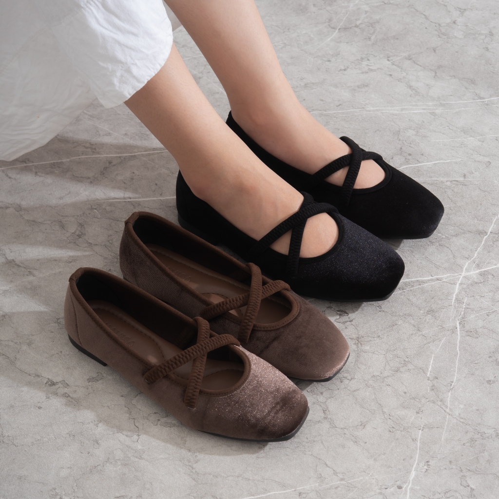 Woori Shoes ( sepatu Korea ) Flat Shoes Wanita Motif Tali silang Elastis Navisa