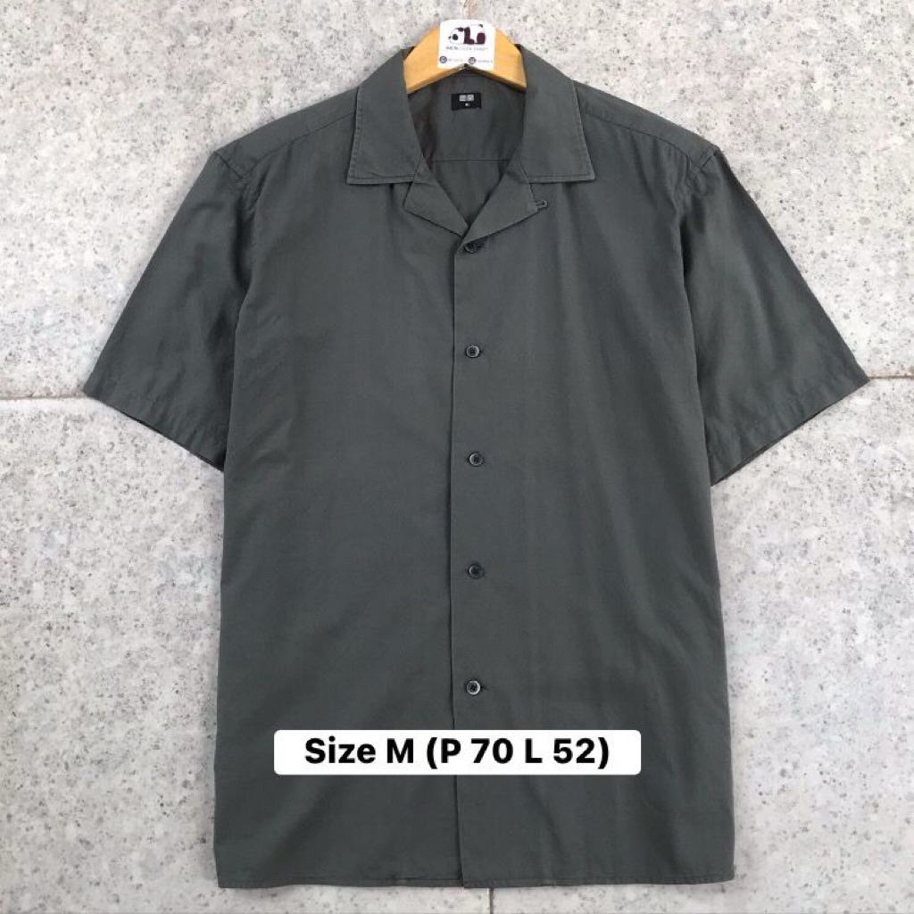 Kemeja Open Collar Uniqlo