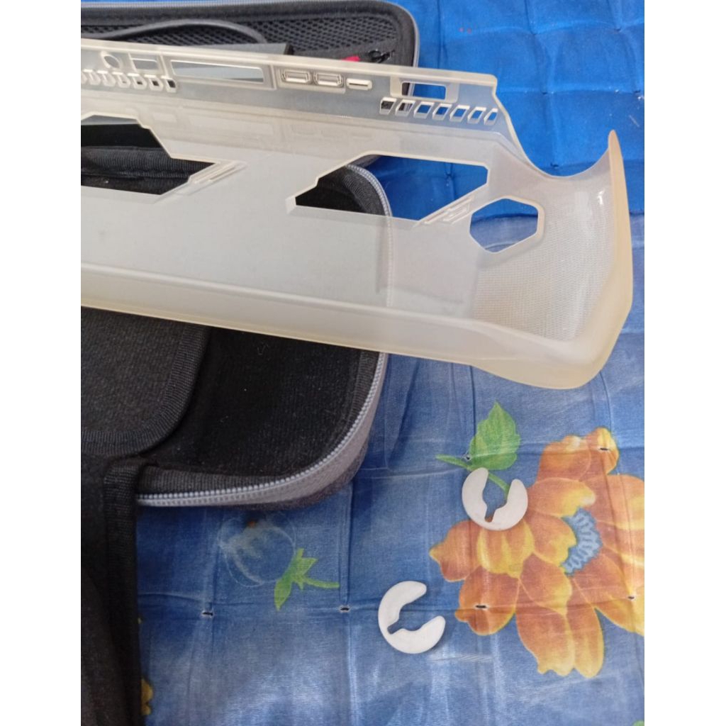 WTS Asus Rog Ally Z1 Extreme