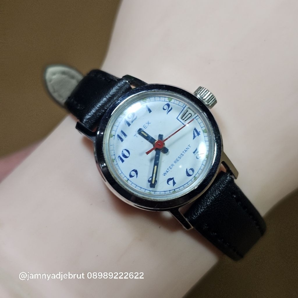 Jam Timex Manual Hand Winding Vintage Date Ladies Bekas