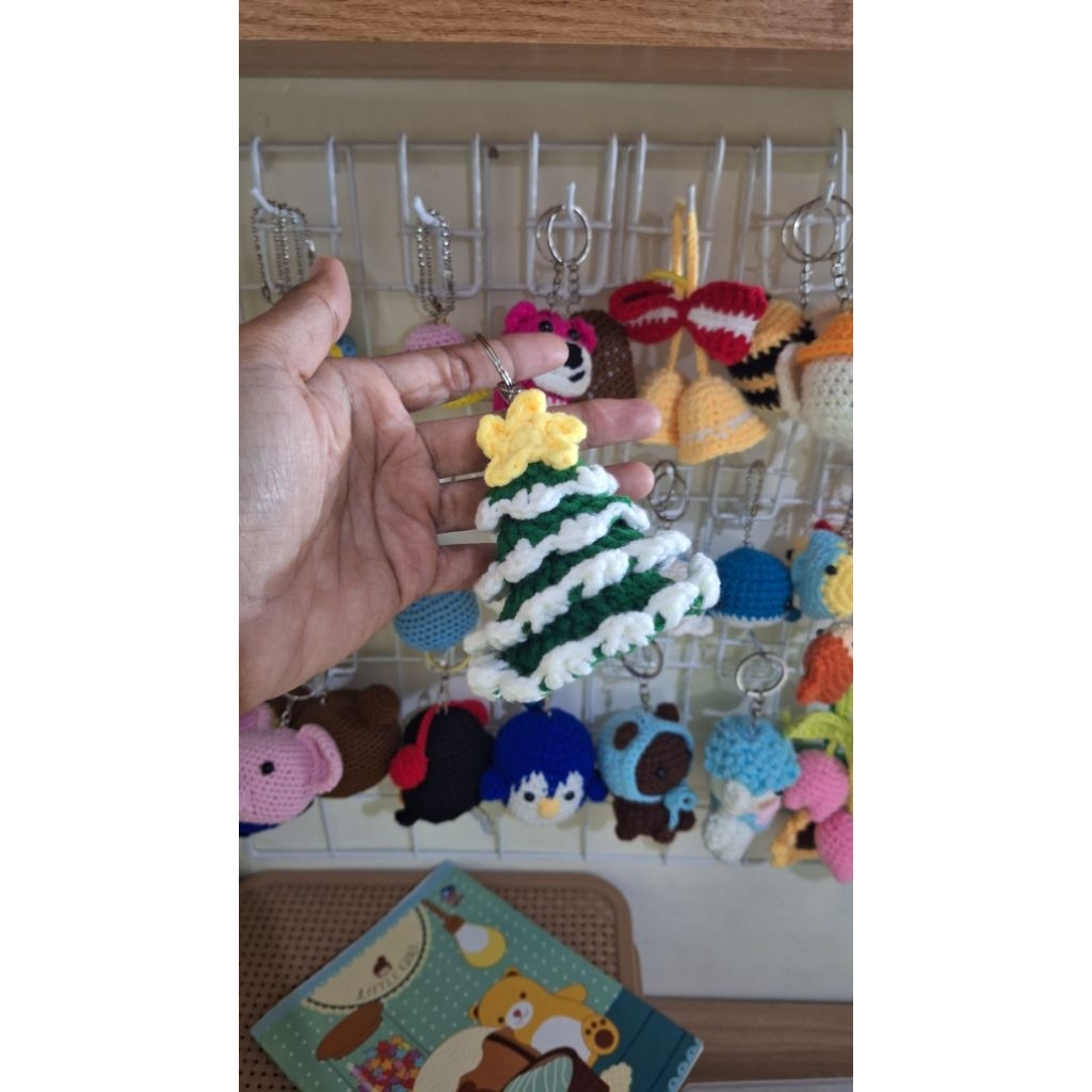 AMIGURUMI POHON NATAL