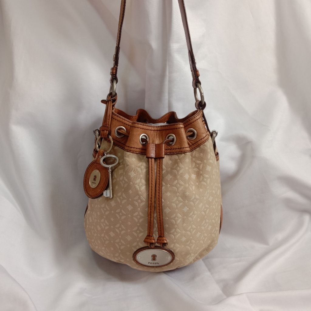 Ocil Maddox Pecan serut, Ocil Maddox Drawstring Pecan, Ocil Serut Maddox, Ocil Slingbag