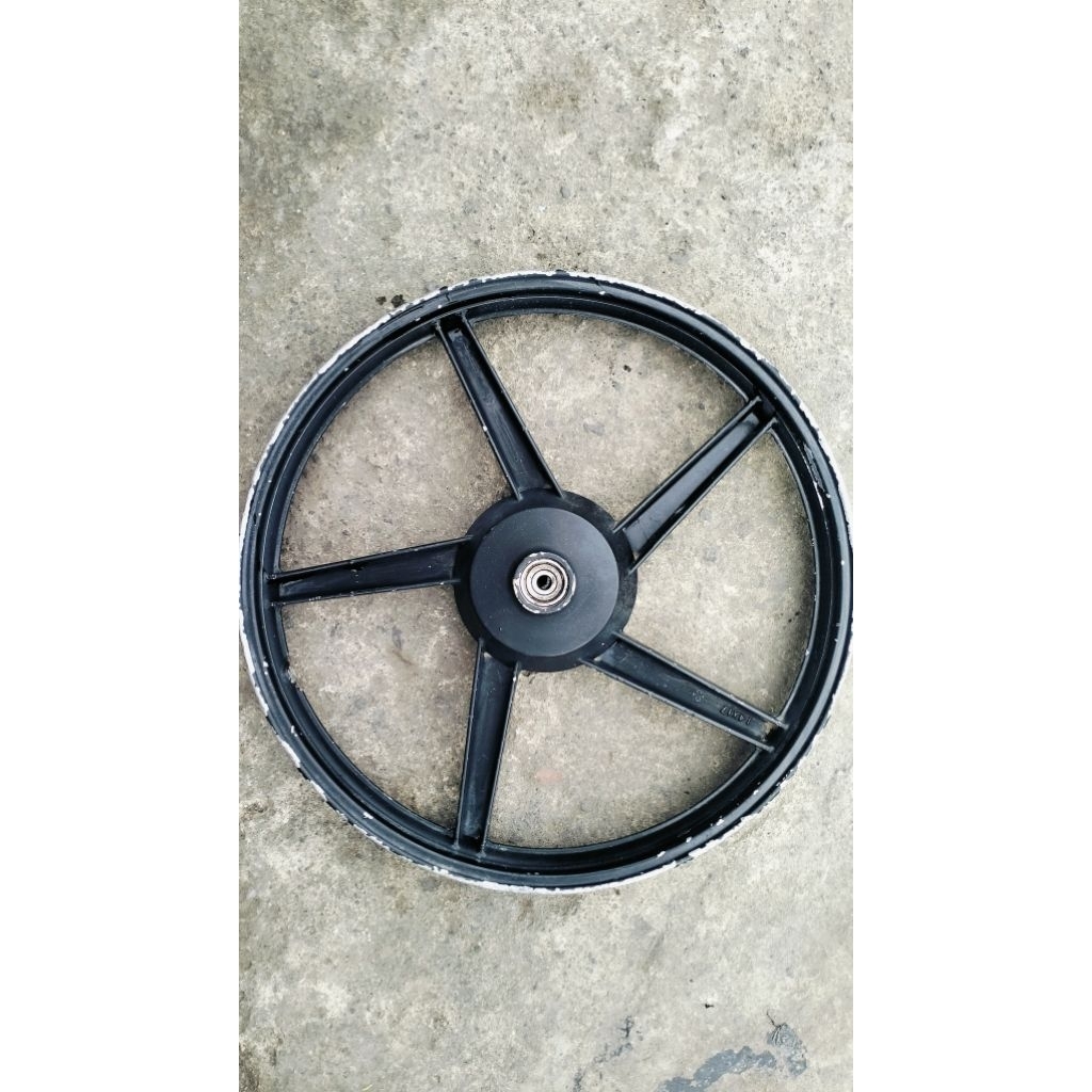 velg pelk bintang depan Yamaha trombol ring 17