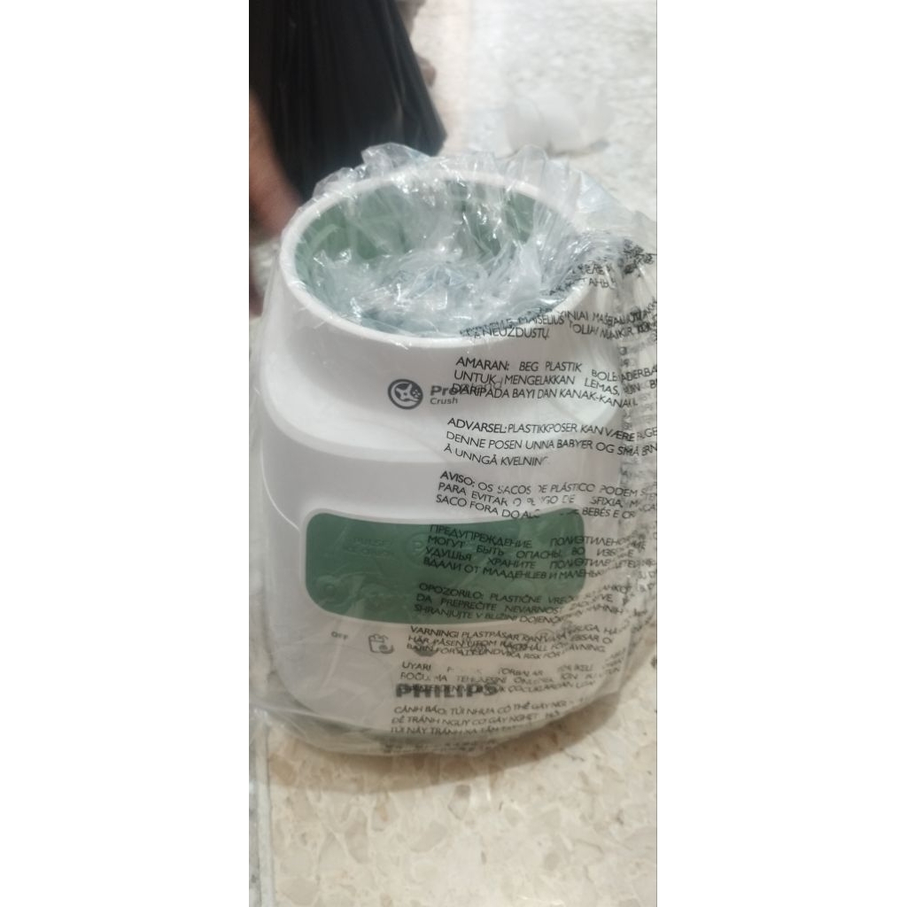 Preloved Blender Philips plastik Belum pernah dipakai Nego