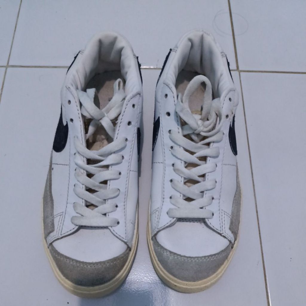 Second sepatu nike original size 38, insole 24 cm