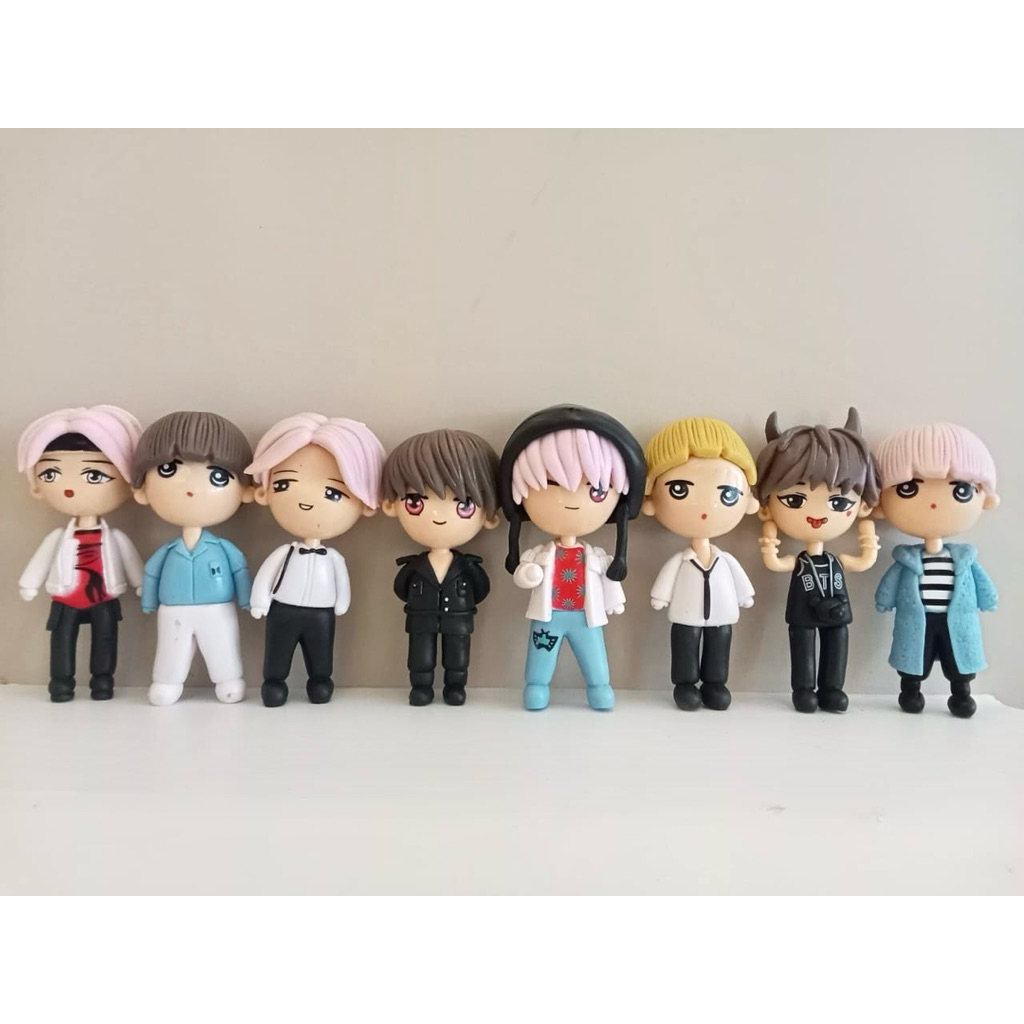 Mainan anak figure BTS set / pajangan hiasan kue BTS