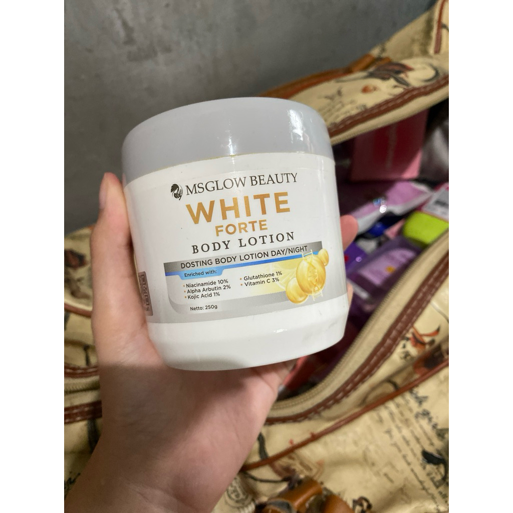 Body Lotion Pencerah Kulit dengan Niacinamide dan Alpha Arbutin