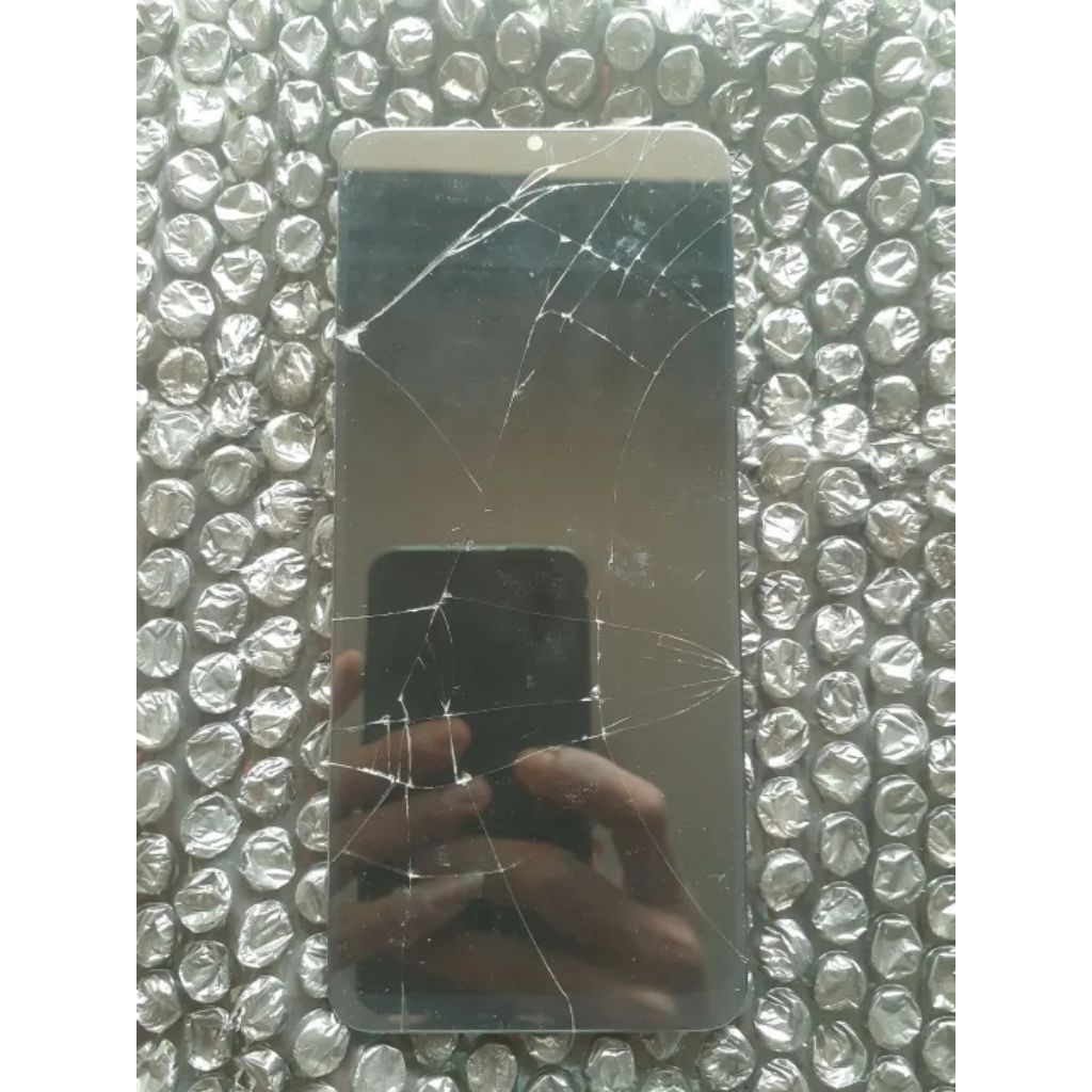 Lcd Tc Hp Realme C11 2020 minus retak parah cabutan normal