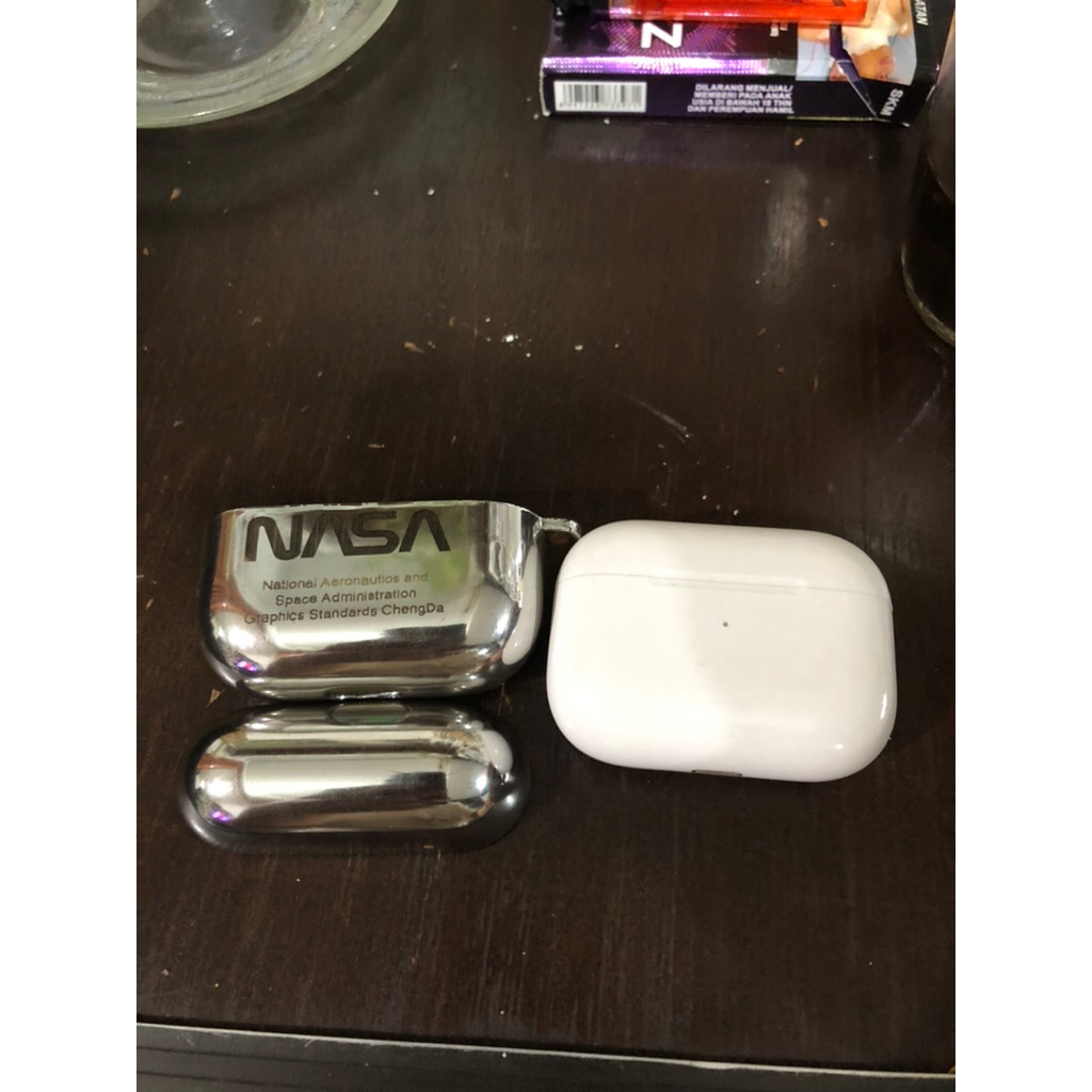 Airpods Pro gen 1 (original second)