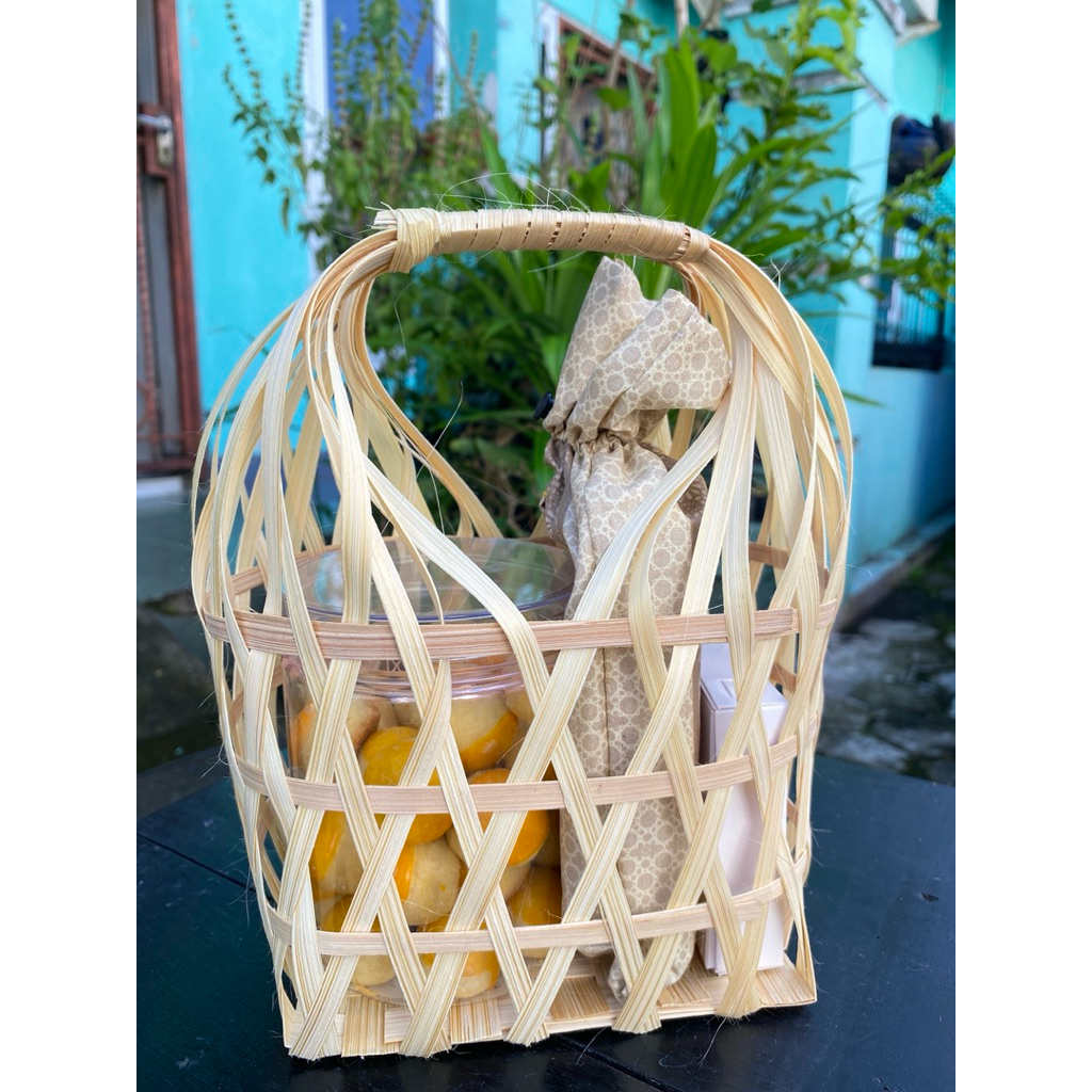 keranjang bambu | keranjang hampers | anyaman bambu