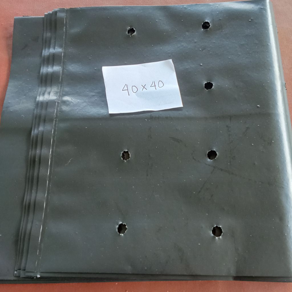 polybag ukuran 40x40 cm Bahan berkualitas dan tebal sangat praktis