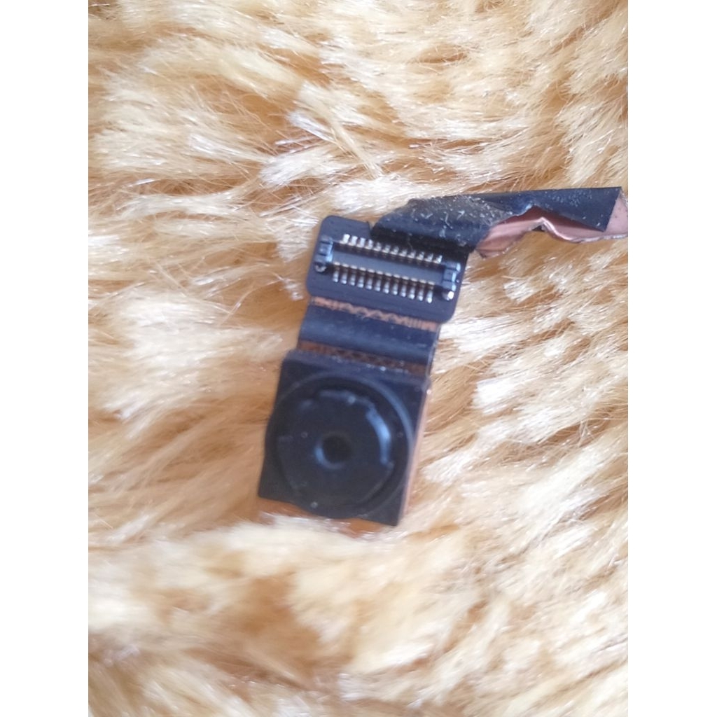 kamera depan lenovo Phab Plus PB1 770M copotan