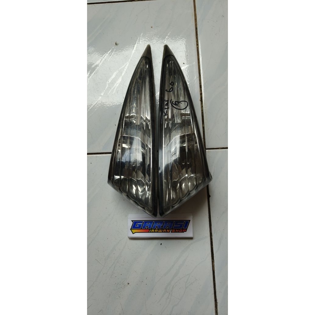 Lampu sein depan lampu reting reflektor zuzuki spin 125 original second