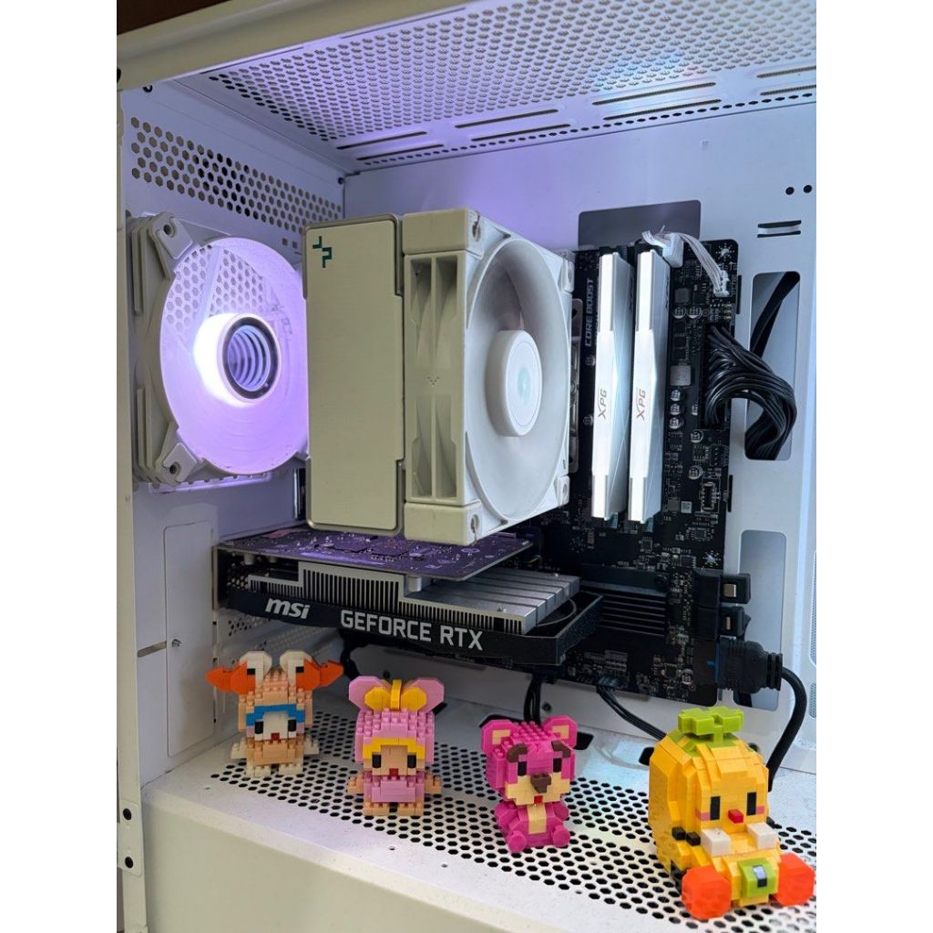 SET PC Rakitan Komputer entry gaming ryzen 5 RTX 3050