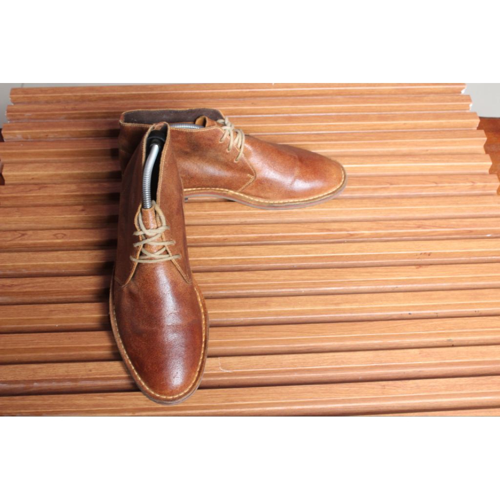 sepatu Chukka boot keren kulit asli" Cole haan" upper crazy horse mantul outsole kokoh. size 10 M  n