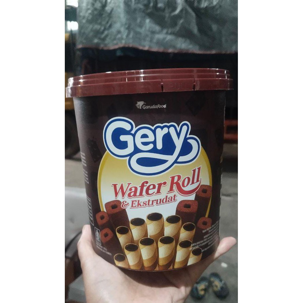 Gery Wafer Roll