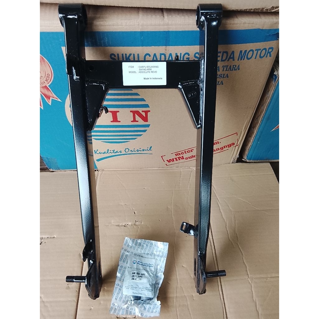 SASIS/SWING ARM REVO ABSOLUTE/BLADE+BOSH ARM KUALITAS BAGUS WIN PRODUK.