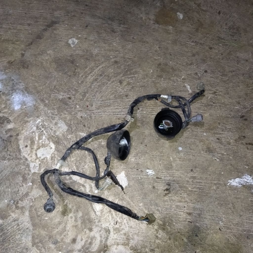 kabel soket lampu depan Honda Vario kzr original lepasan motor