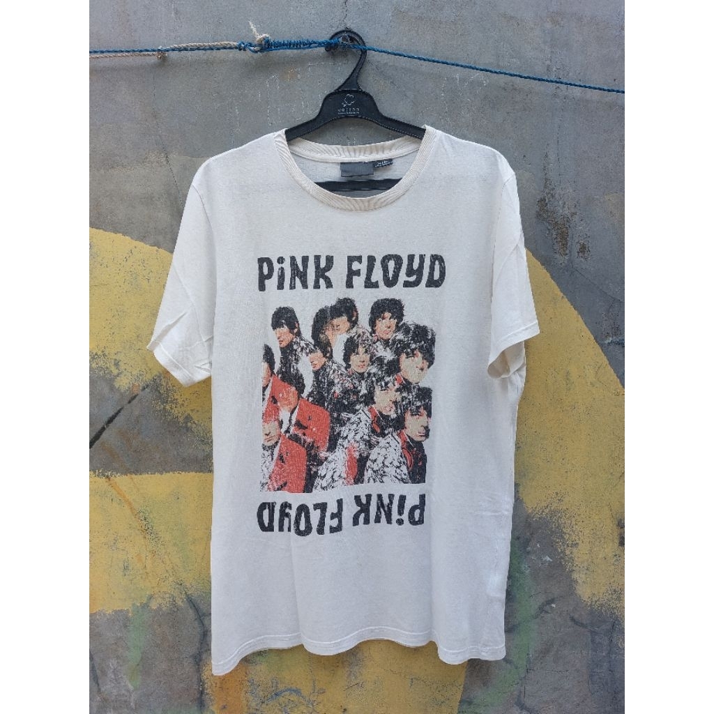 Kaos Band Pink Floyd Size XL fit L Preloved Second