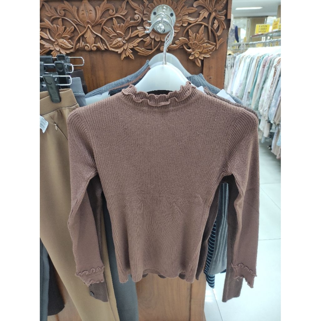 kaos rajut strit kerah pands