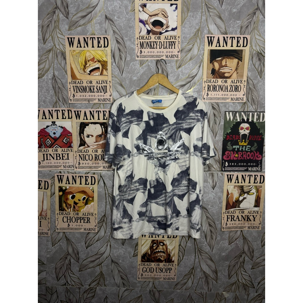 T shirt adidas shark trefoil