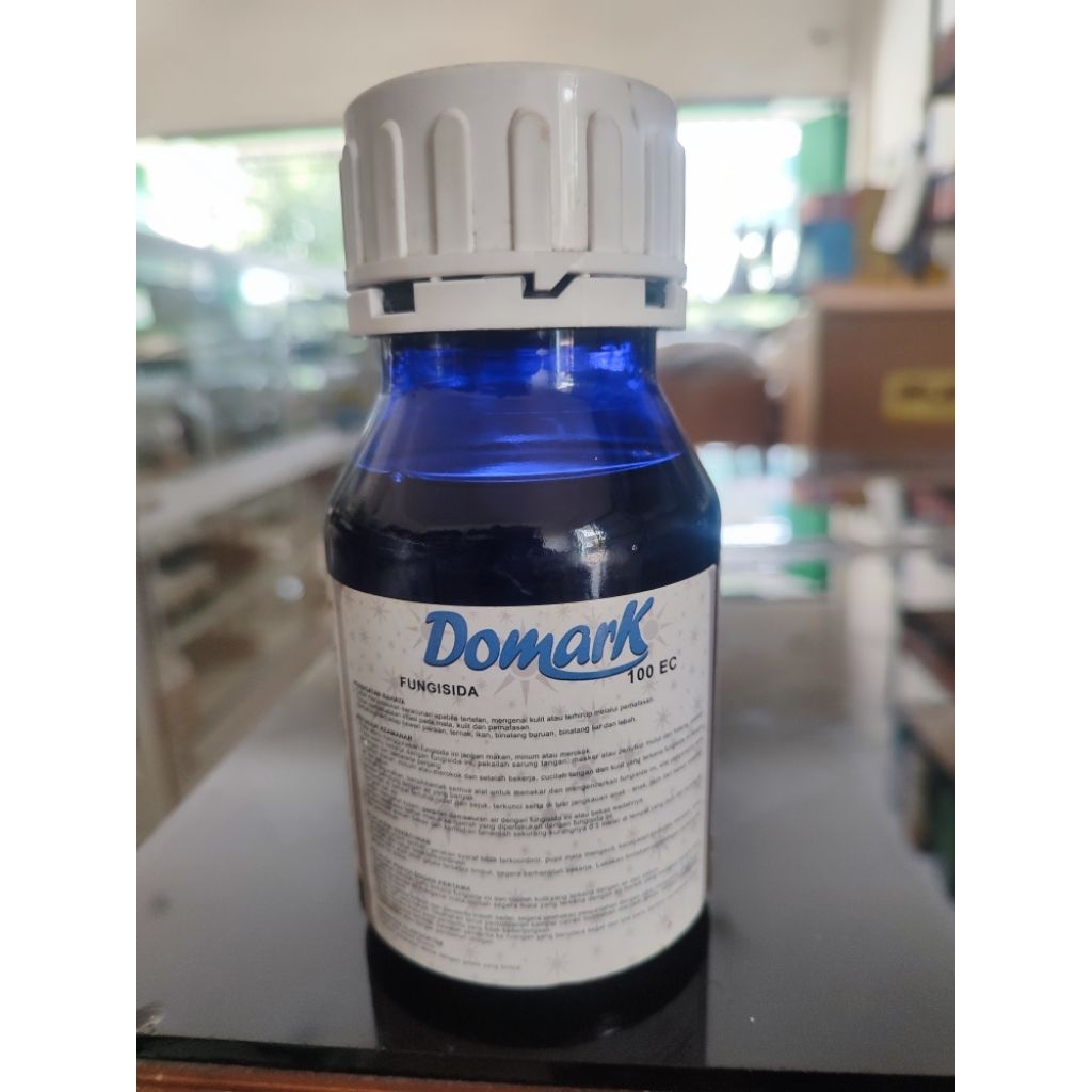 Fungisida Kontak Domark 100EC Volume 250ml