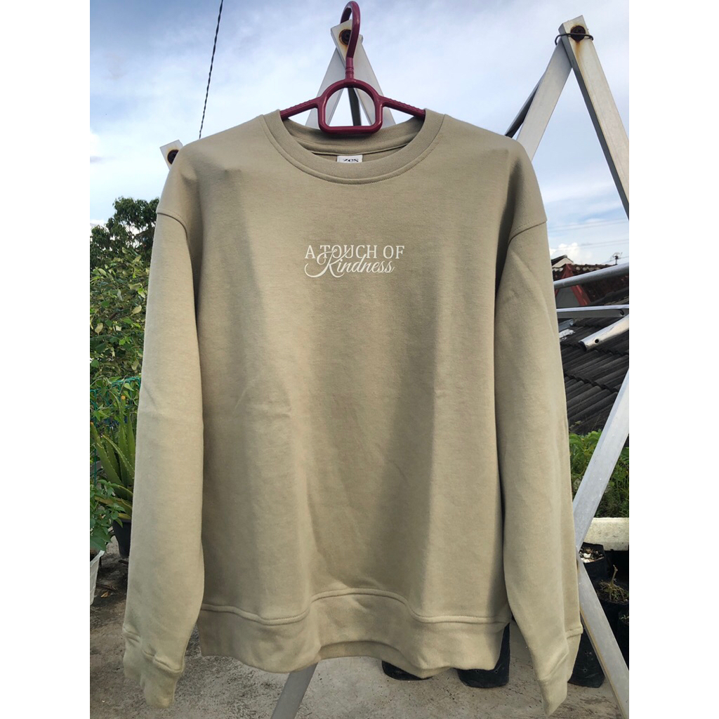 crewneck Sweater Original ZES A Touch Of Kindness Zeus Fit Pria Wanita Sweater Original ZES A Touch 
