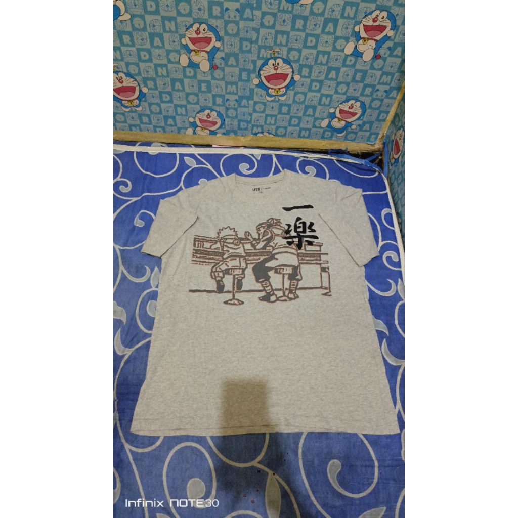 Kaos Uniqlo x Naruto Grey