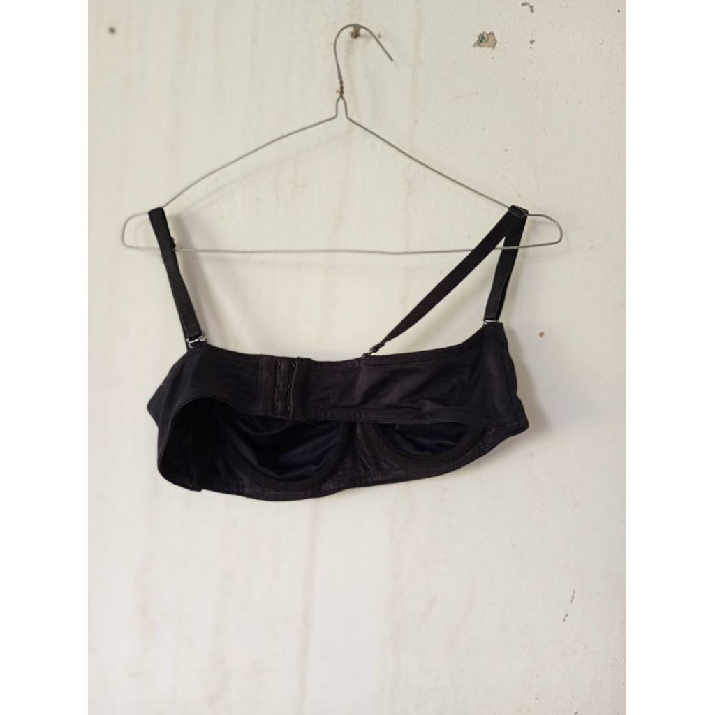 BRA/ BH/ PAKAIAN DALAM WANITA UKURAN 36