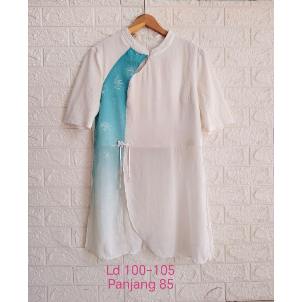 Atasan Wanita Blouse Tunik Chongsam Biru Putih